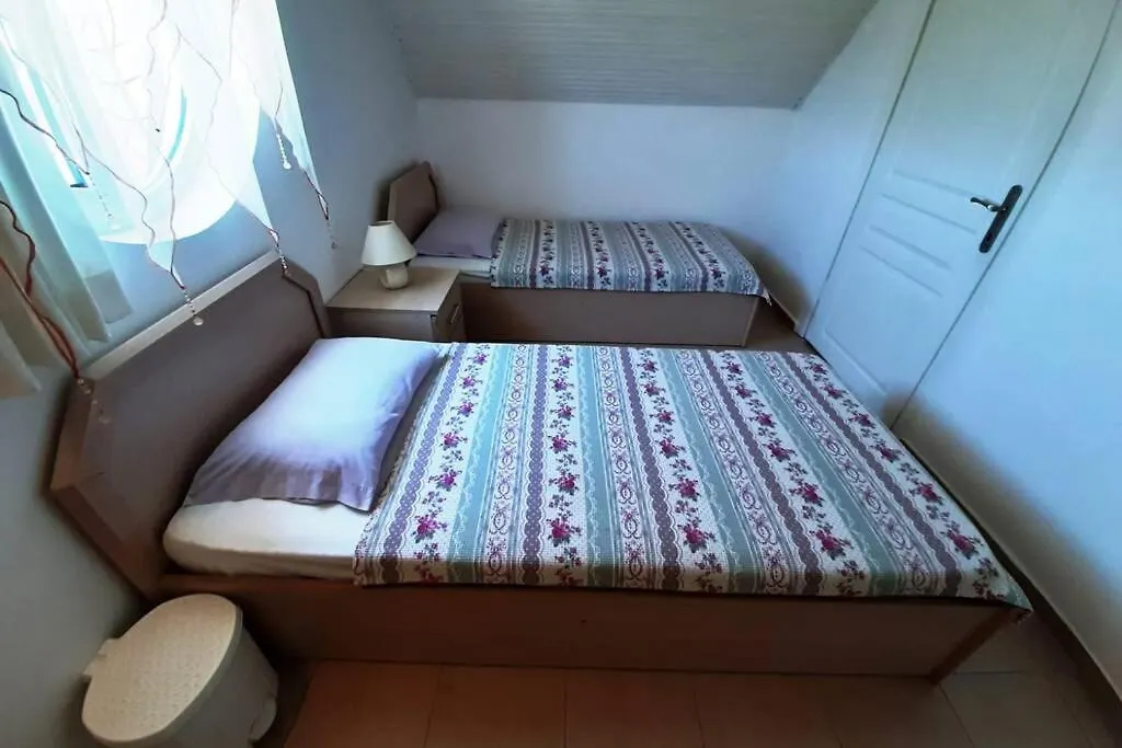 Kusadasi Sezonluk Oezel Havuzlu Bungalov Villa Only Seasonal Rental Villa Minimum 60 Days 0*,  تركيا