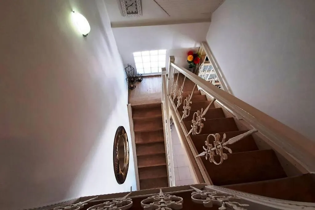 Kusadasi Sezonluk Oezel Havuzlu Bungalov Villa Only Seasonal Rental Villa Minimum 60 Days 0*,  تركيا