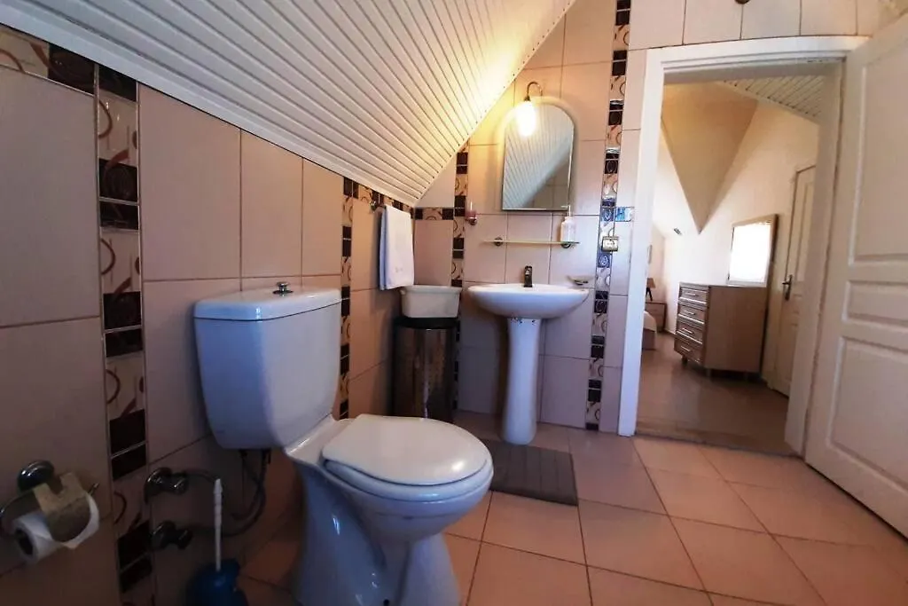 Kusadasi Sezonluk Oezel Havuzlu Bungalov Villa Only Seasonal Rental Villa Minimum 60 Days Turkiet