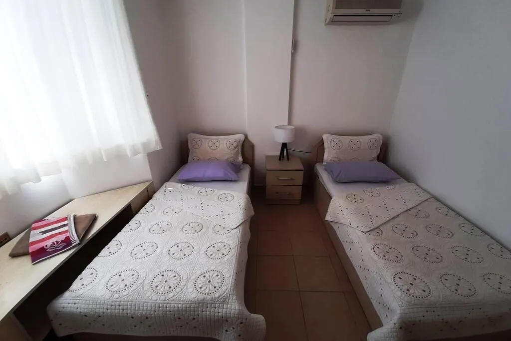 Kusadasi Sezonluk Oezel Havuzlu Bungalov Villa Only Seasonal Rental Villa Minimum 60 Days 0*,